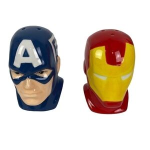 Marvel Avengers Salt & Pepper Shakers Captain America &‎ Iron Man NEW Ceramic